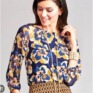 Lovely CABI Lydia Chiffon blouse in Blue/gold. Sz. L Excellent condition! $24